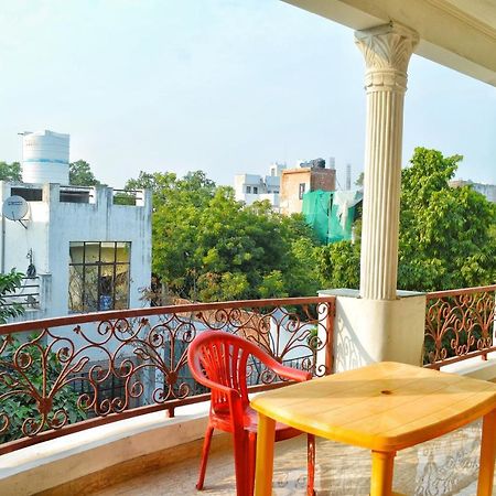 Anukampa Homestay アーグラ エクステリア 写真
